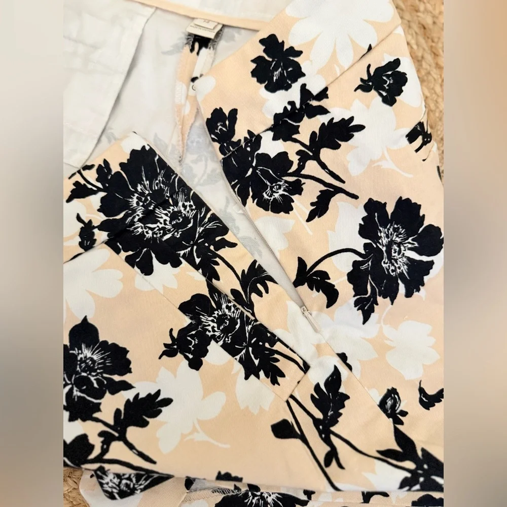 🌾 J. Crew Black and Cream Floral Shorts‎